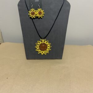 Handmade SUNFLOWER jewelry set, earrings and necklace set, quilled SUNFLOWER jewelry set