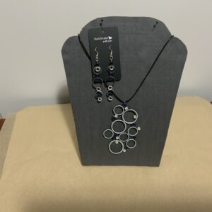 Elegant pendant style necklace and earring set, handmade jewelry set, beautifully designed earring and necklace set, Artisan Jewelry