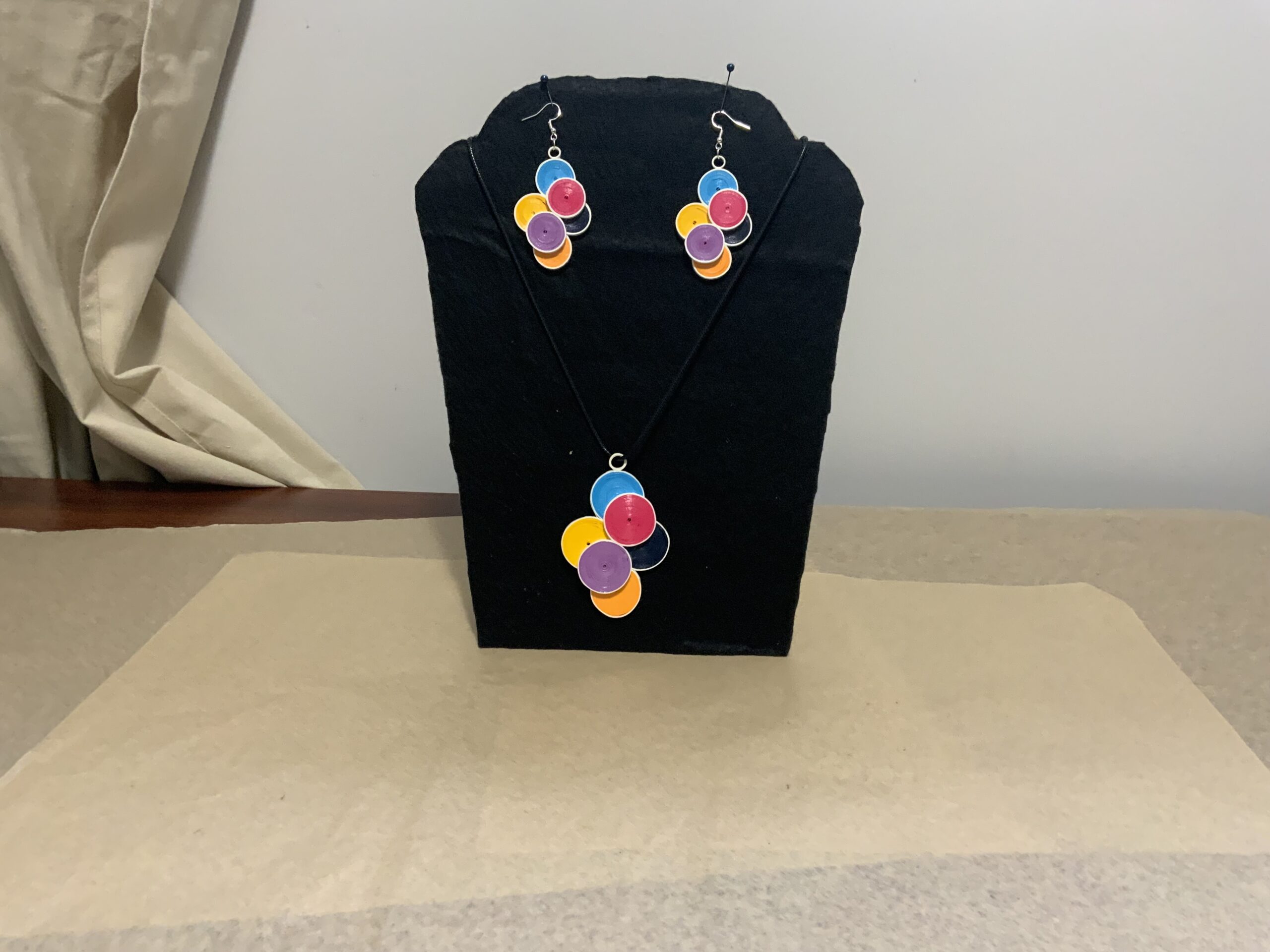 Bold, Vibrant, Colourful Handmade Quilled Circular style Earring/Necklace set, Artisan Jewelry - Image 3