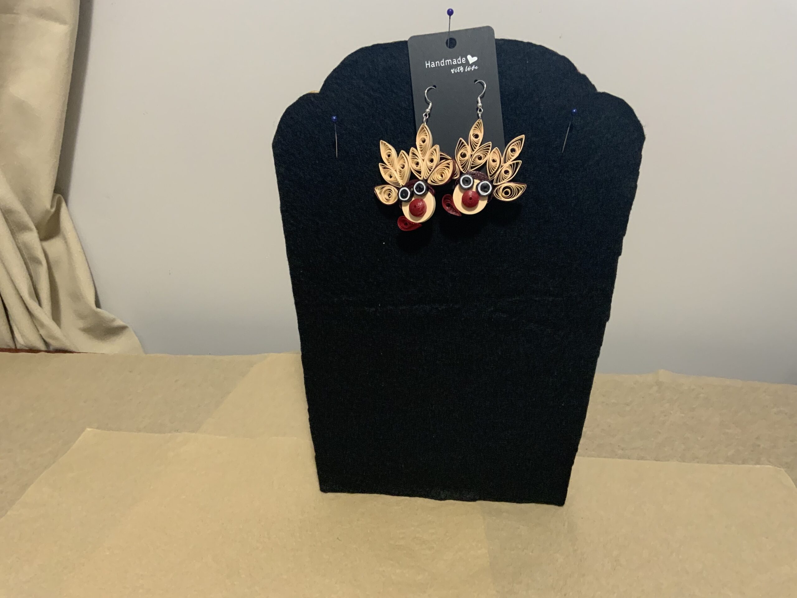 CHRISTMAS Earrings, Handmade Quilled Reindeer Earrings, Dangle Earrings - Image 7