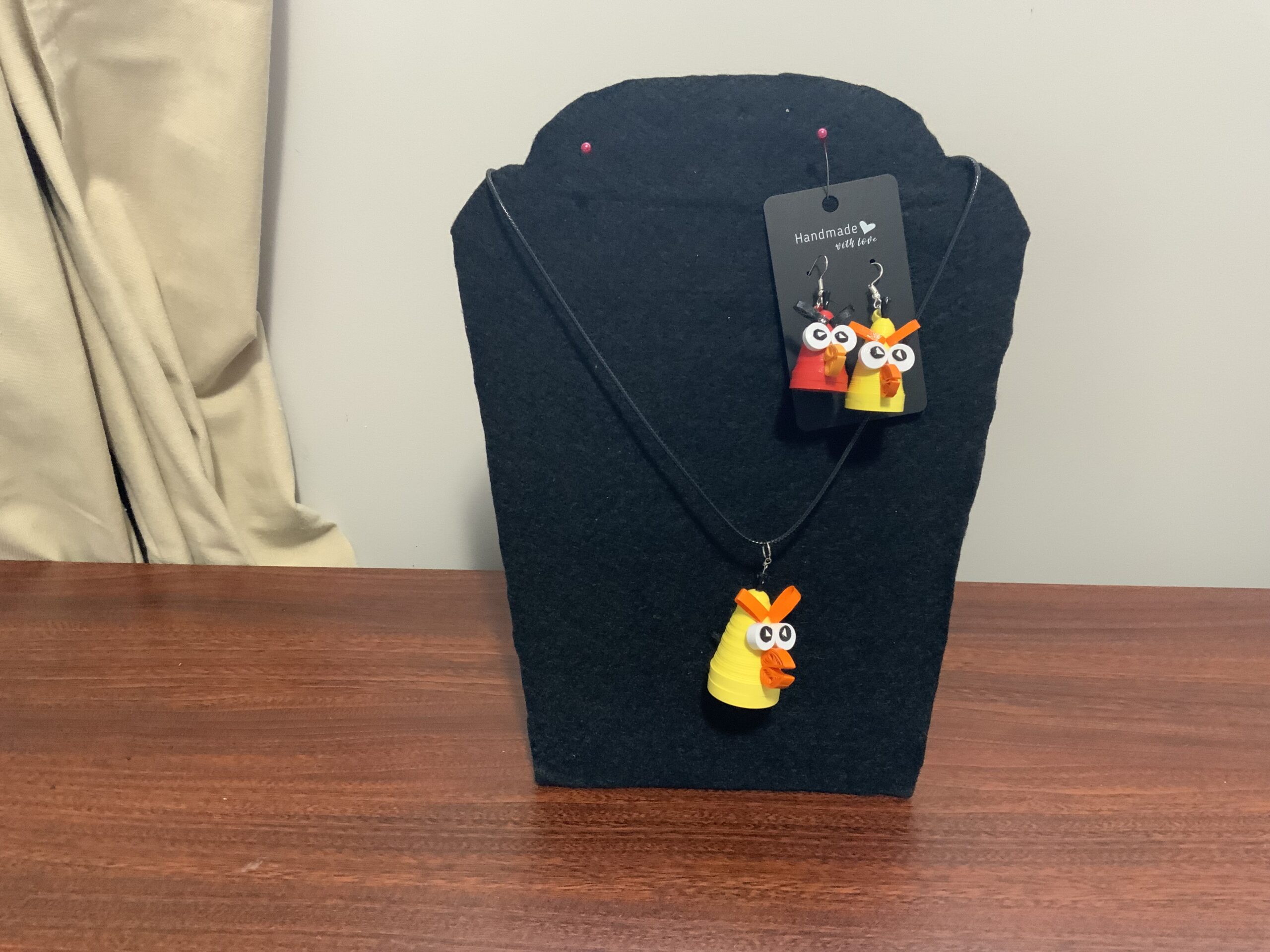 ANGRY BIRDS Handmade Quilled Earring/Necklace Set