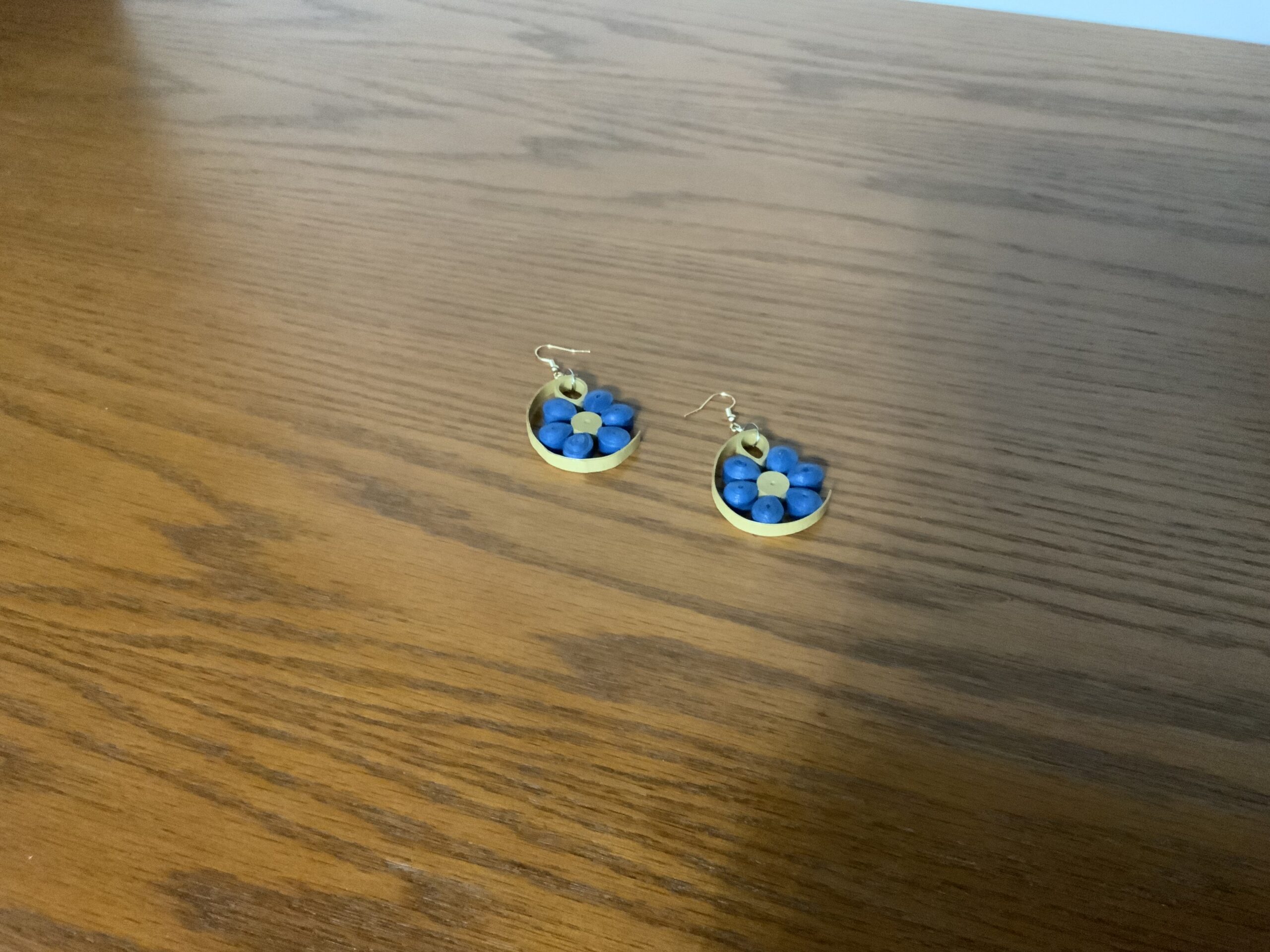 MODERN HALF-CIRCLE QUILLED EARRINGS with LARGE BLUE FLOWER, Statement Piece - Image 7