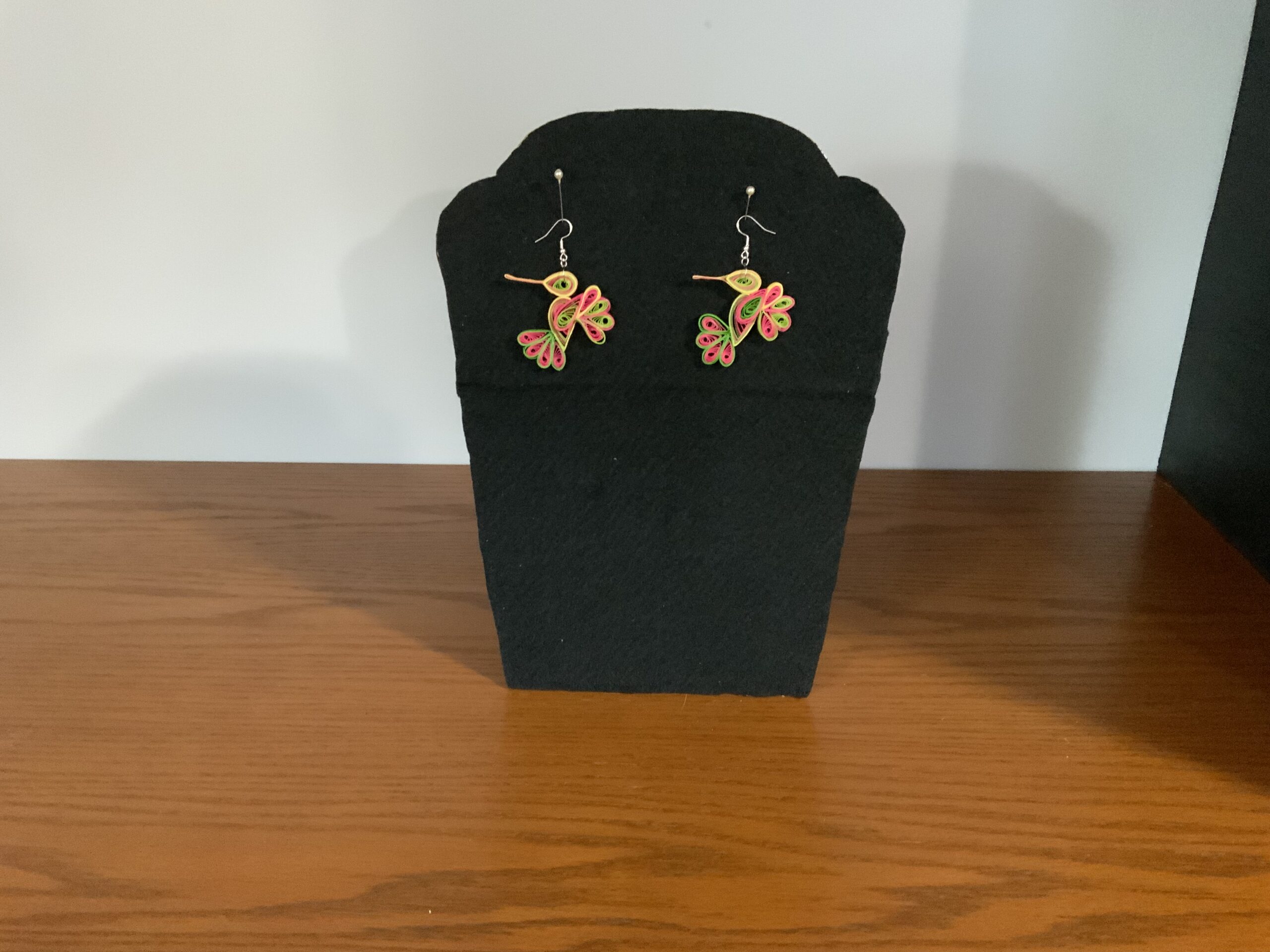 Handmade HUMMINGBIRD Quilled Earrings - Image 7
