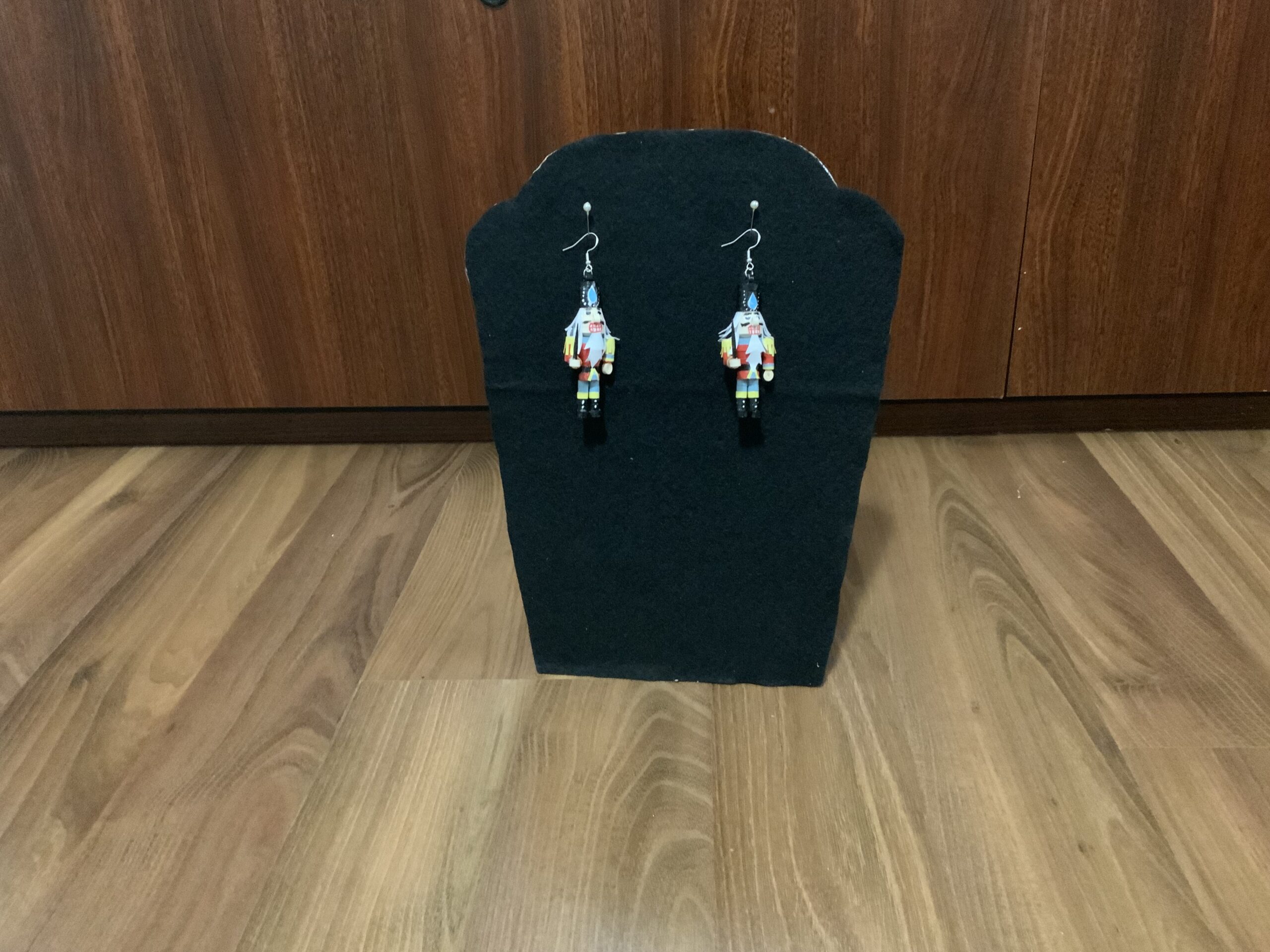 Handmade Quilled CHRISTMAS NUTCRACKER Earrings, Festive Fun Earrings, Dangle Earrings - Image 7