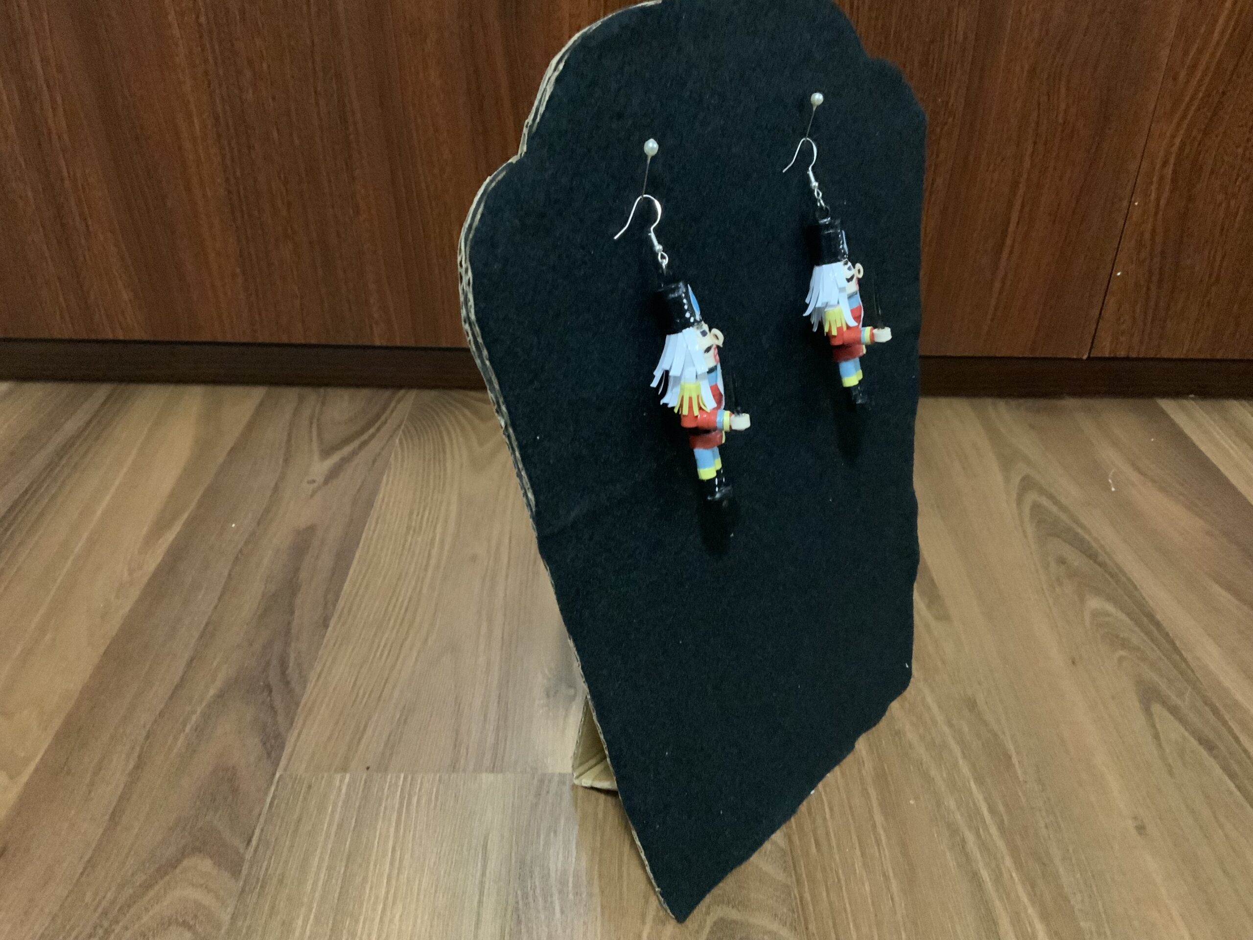 Handmade Quilled CHRISTMAS NUTCRACKER Earrings, Festive Fun Earrings, Dangle Earrings - Image 4