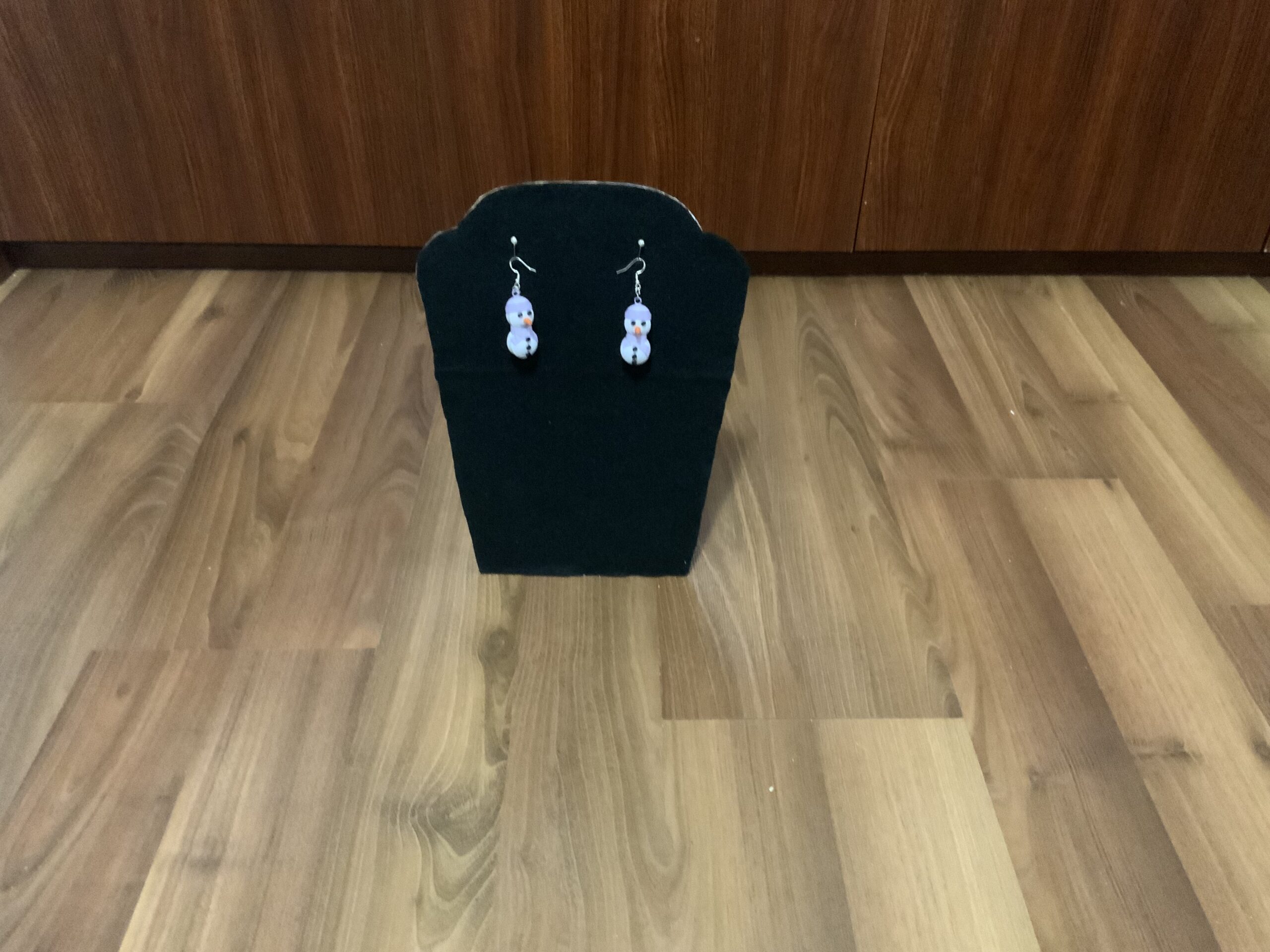 Handmade Quilled CHRISTMAS SNOWMAN Earrings, Festive Fun Earrings, Dangle Earrings - Image 6