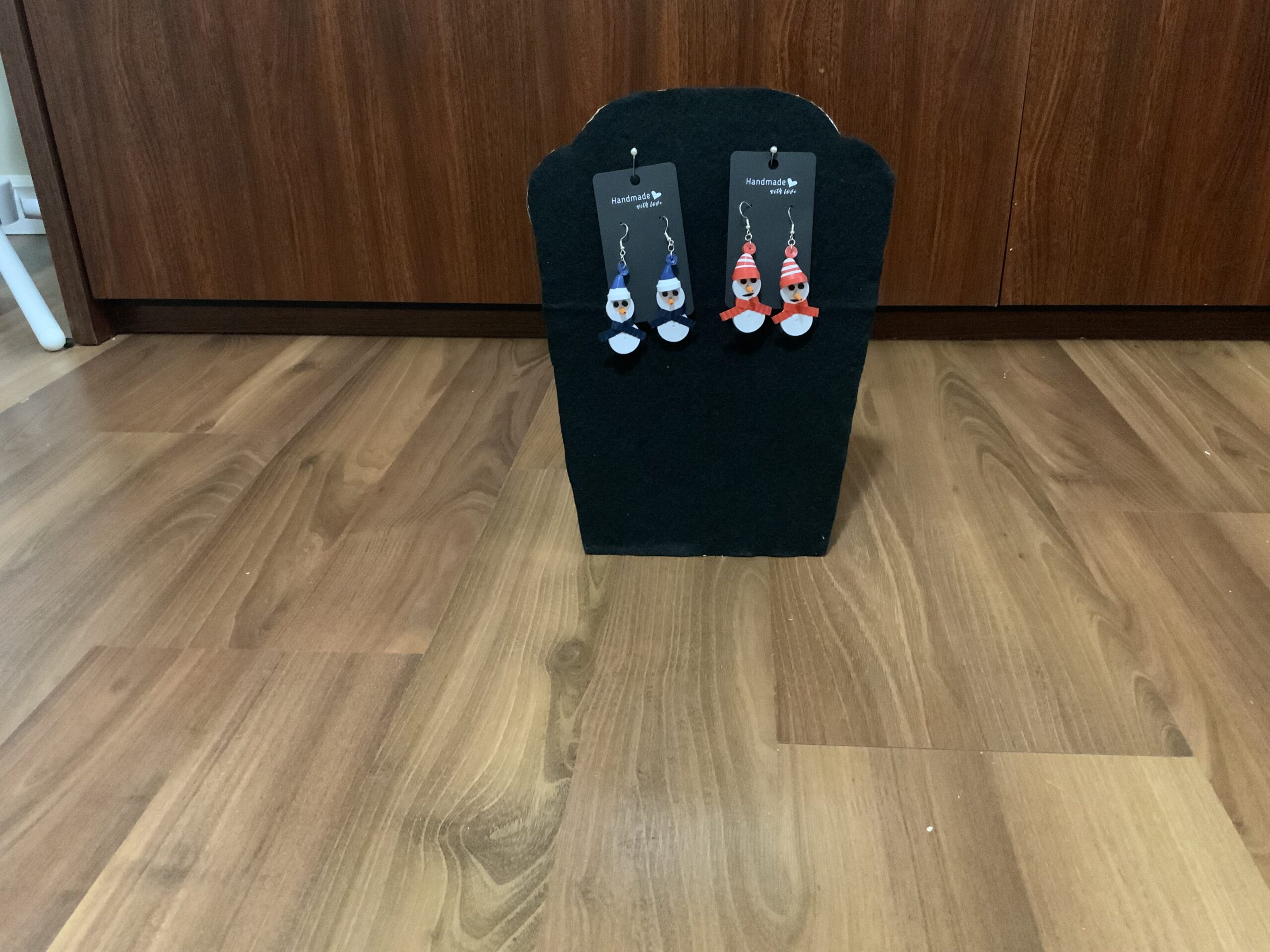 Handmade Quilled CHRISTMAS SNOWMAN Earrings, Festive Fun Earrings, Dangle Earrings