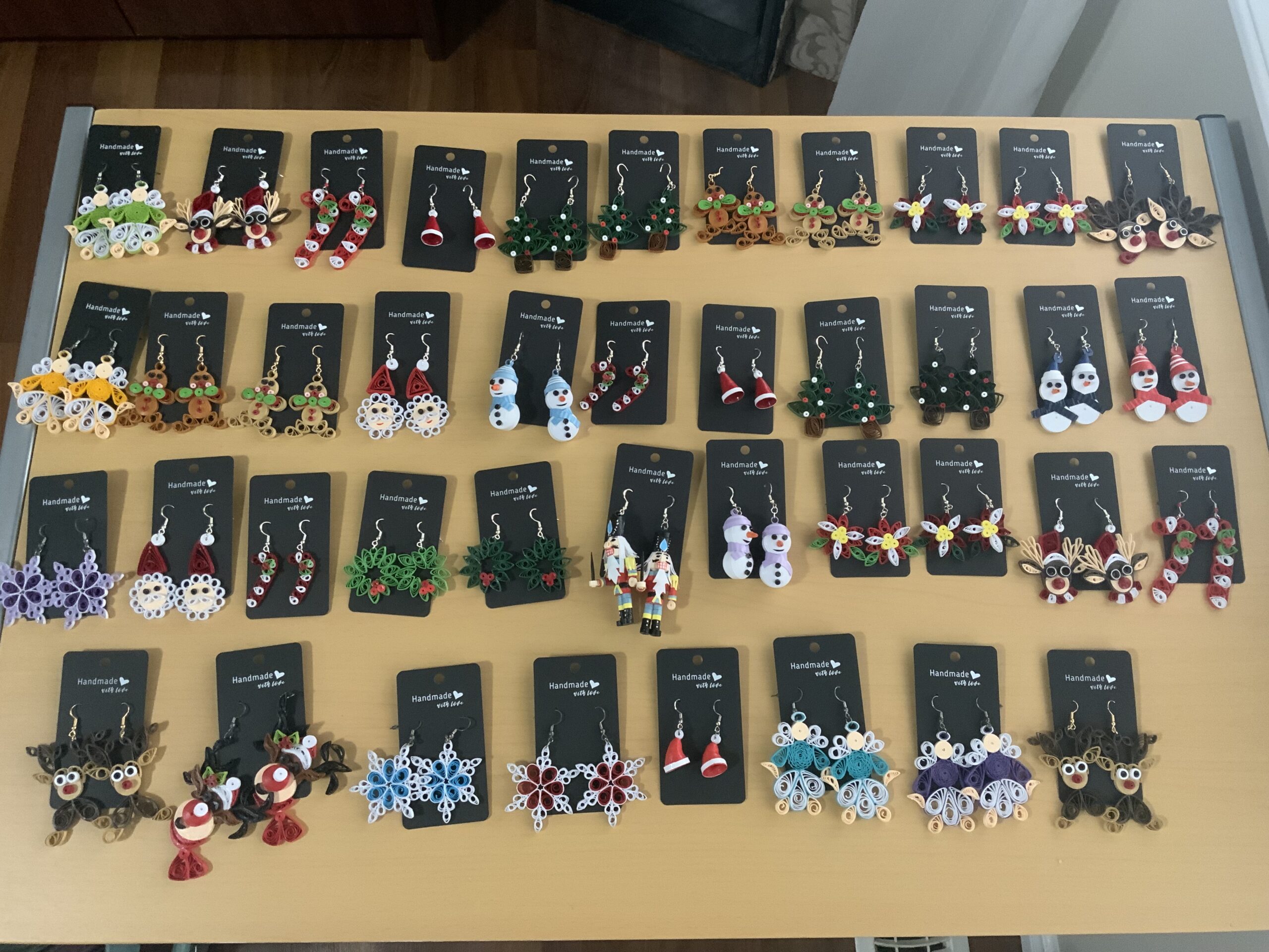 Handmade Quilled CHRISTMAS NUTCRACKER Earrings, Festive Fun Earrings, Dangle Earrings - Image 8