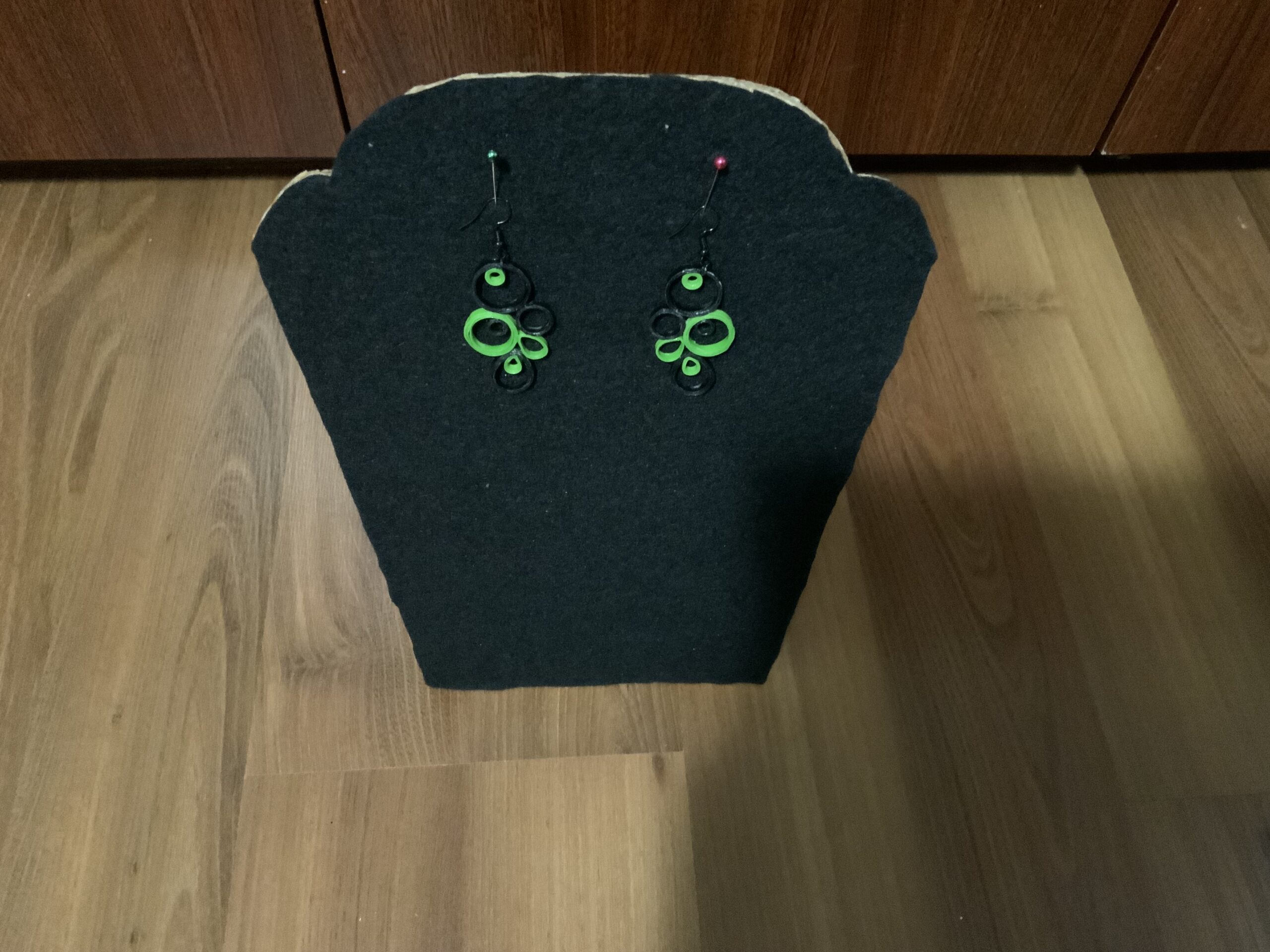 Green & Black Circular Style Handmade Quilled Dangle Earrings - Image 3