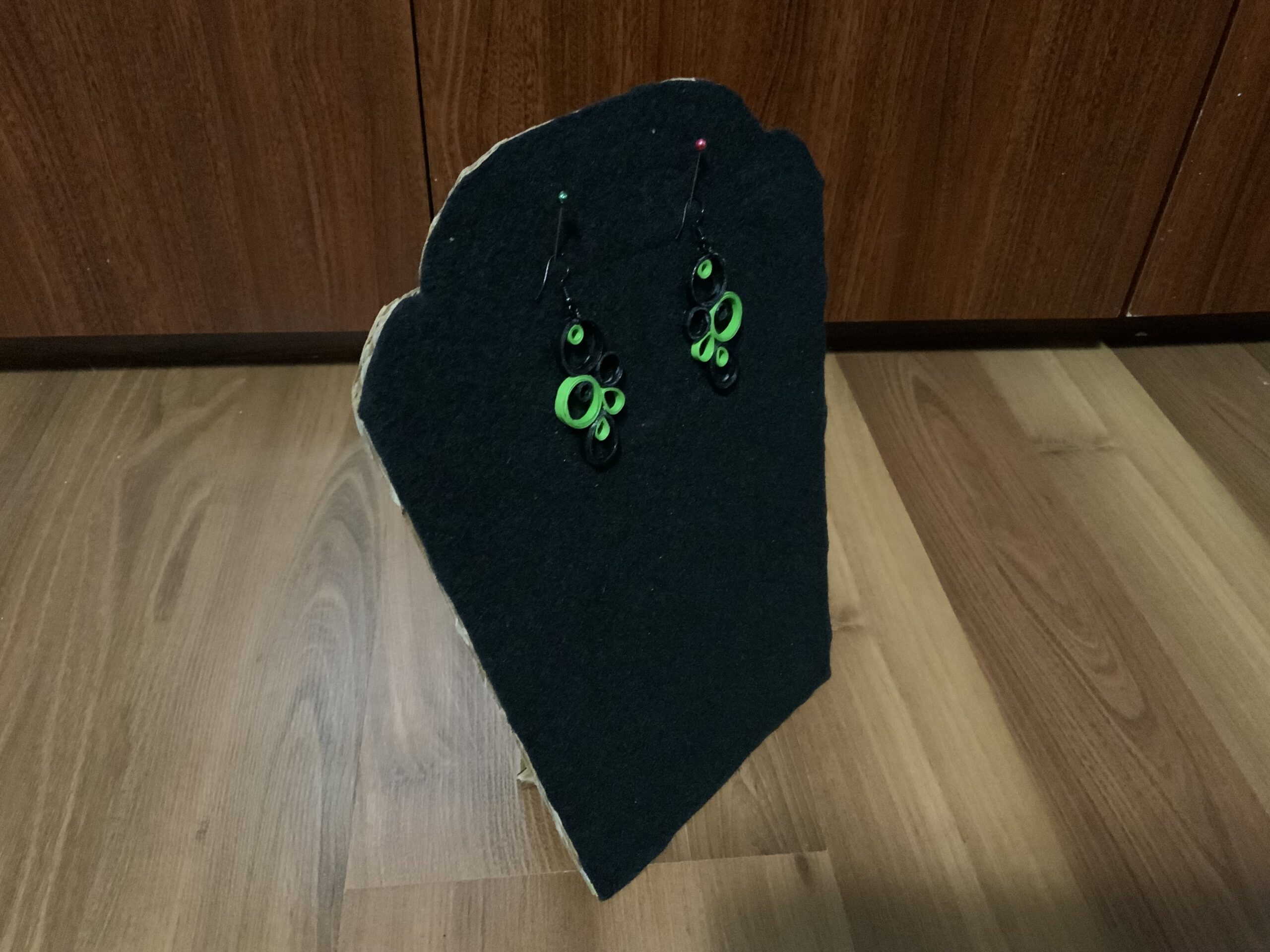 Green & Black Circular Style Handmade Quilled Dangle Earrings - Image 5