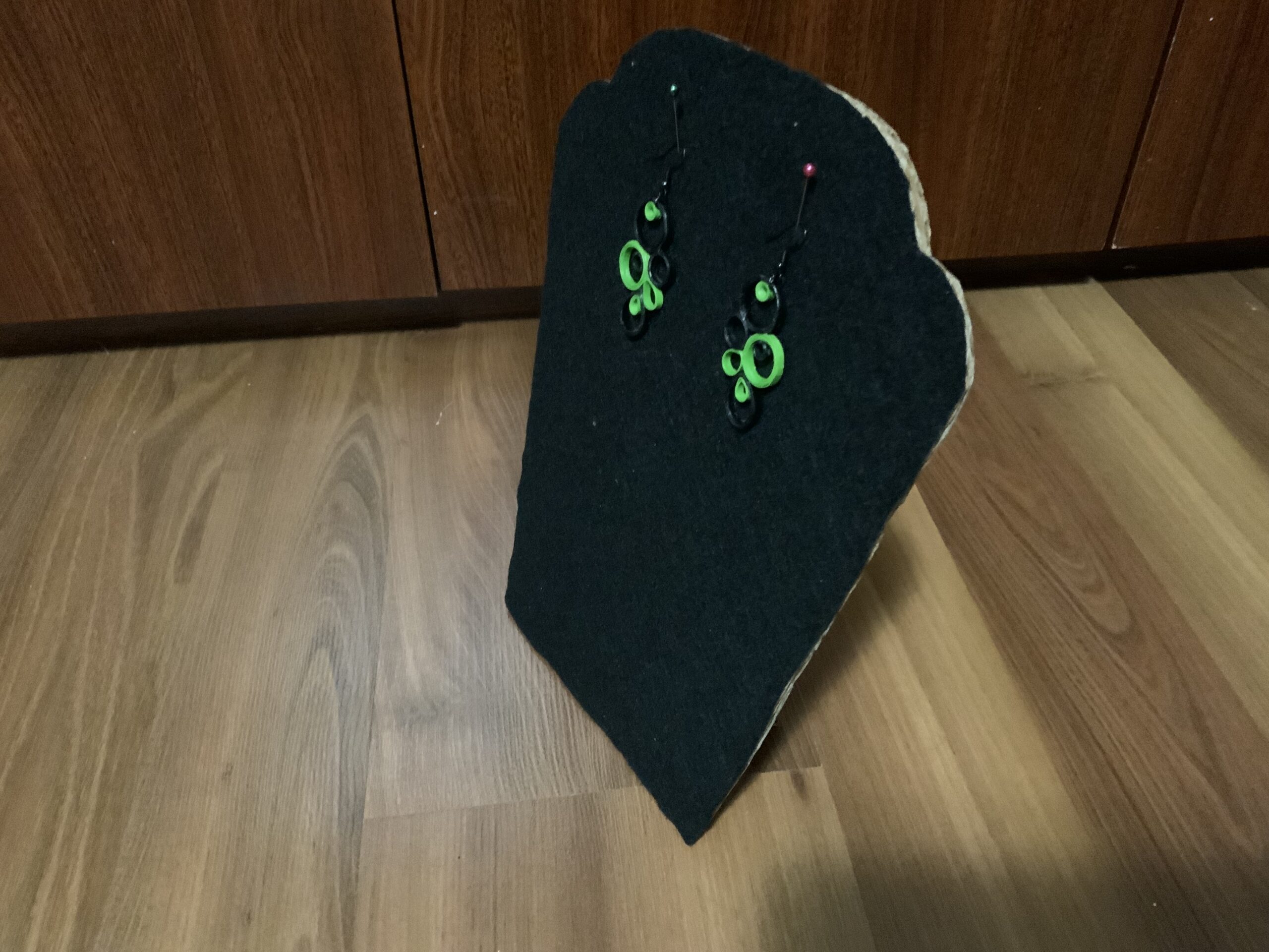 Green & Black Circular Style Handmade Quilled Dangle Earrings - Image 4