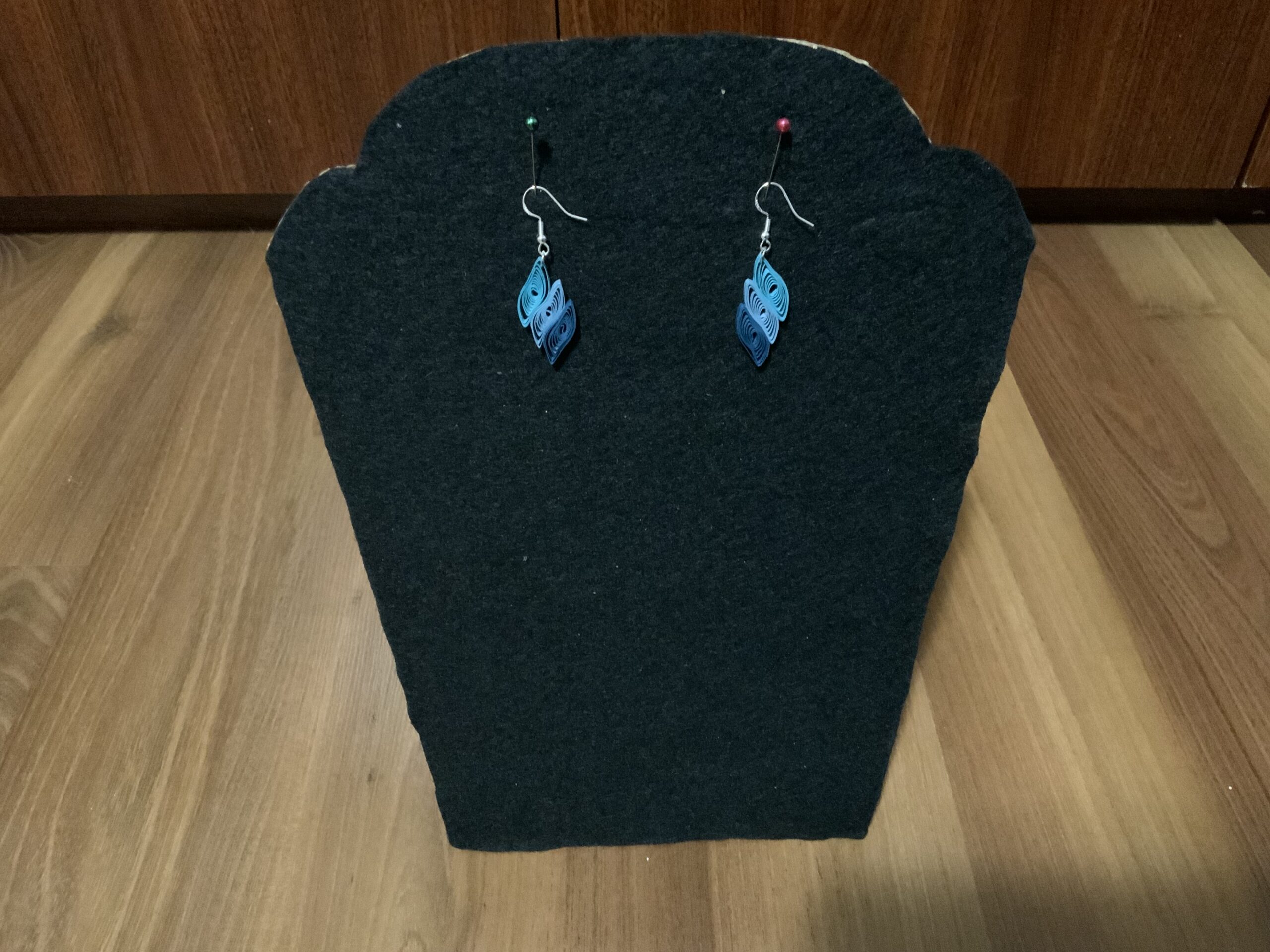Feather Style Shades of Blue Handmade Quilled Dangle Earrings - Image 7