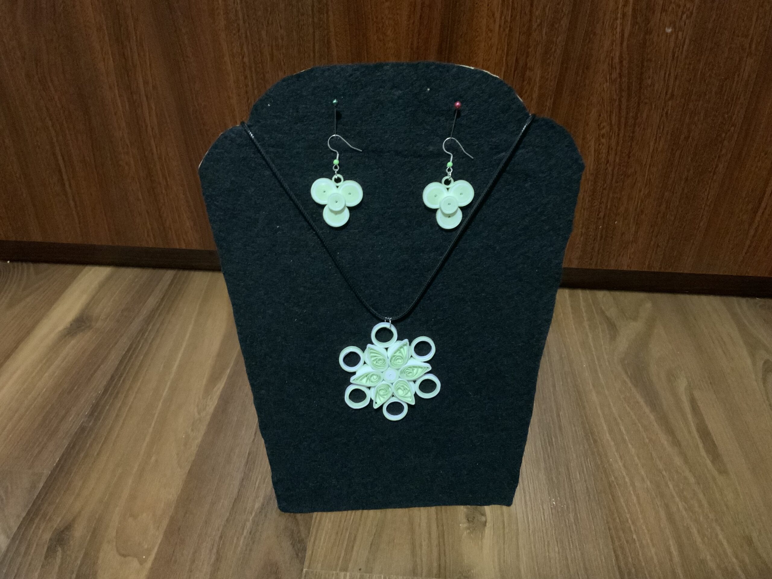 Elegant Quilled Floral Jewelry Set in Soft Green and White - Image 7